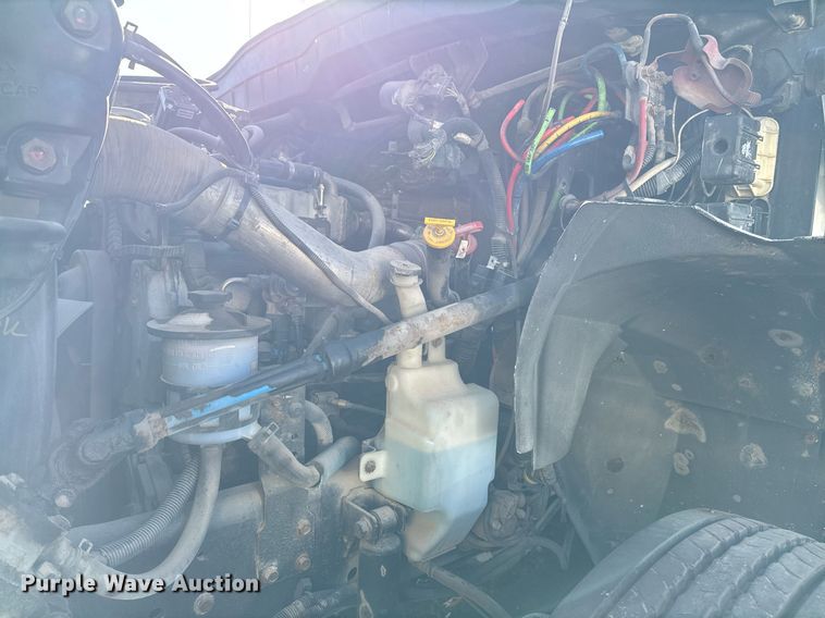 image for item EG7957 2008 International 4400 utility / service truck