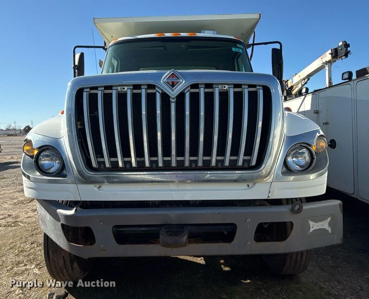 image for item EG7958 2011 International 7400 dump truck