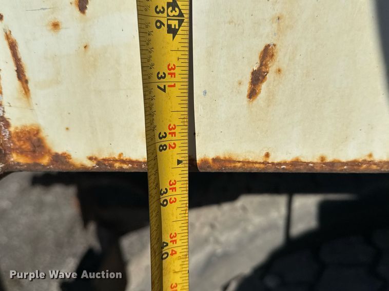 image for item EG7958 2011 International 7400 dump truck