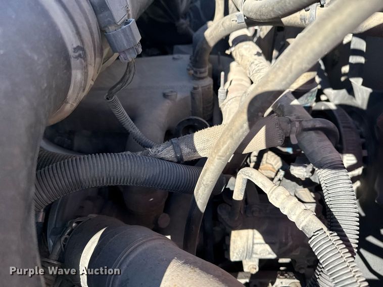 image for item EG7958 2011 International 7400 dump truck