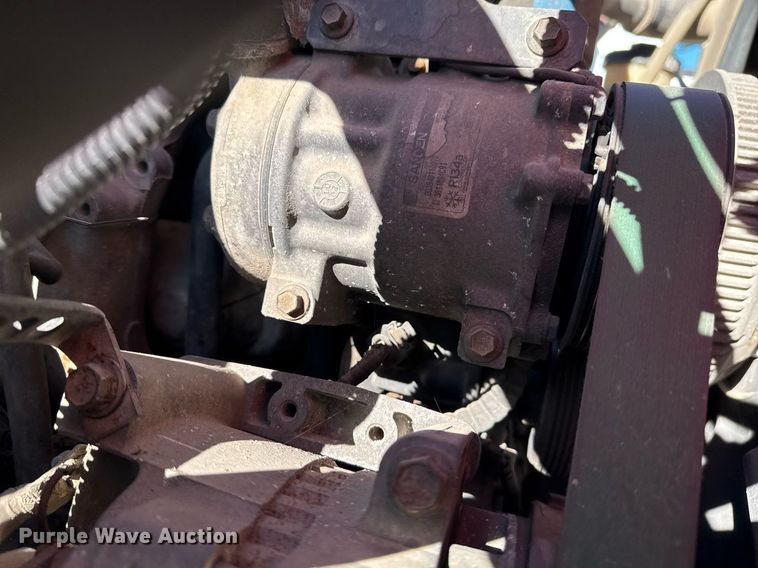 image for item EG7958 2011 International 7400 dump truck