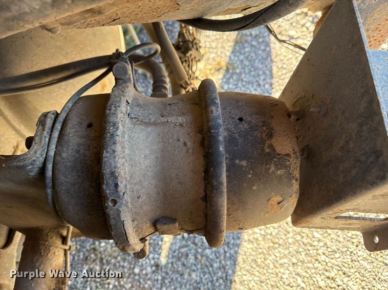 image for item EG7958 2011 International 7400 dump truck