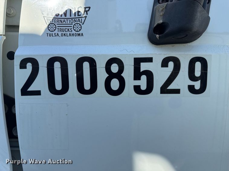 image for item EG7959 2008 International 4400 utility / service truck