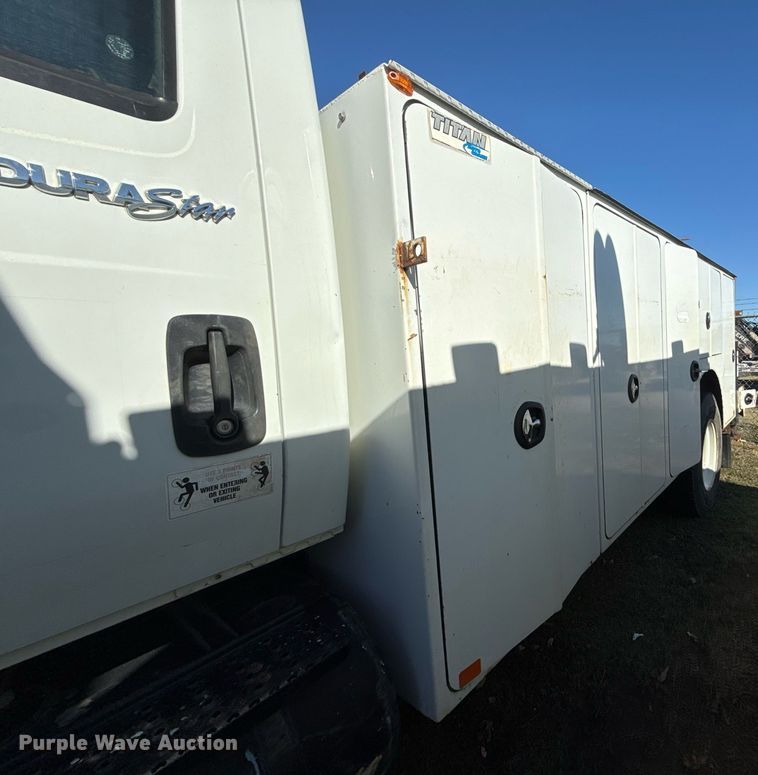 image for item EG7959 2008 International 4400 utility / service truck