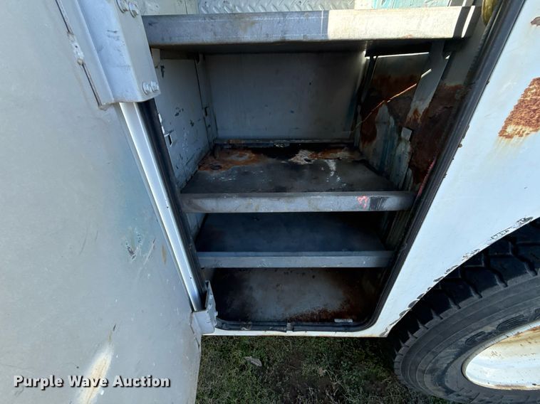 image for item EG7959 2008 International 4400 utility / service truck