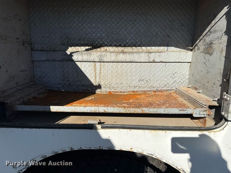 image for item EG7959 2008 International 4400 utility / service truck