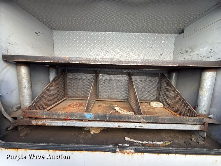 image for item EG7959 2008 International 4400 utility / service truck