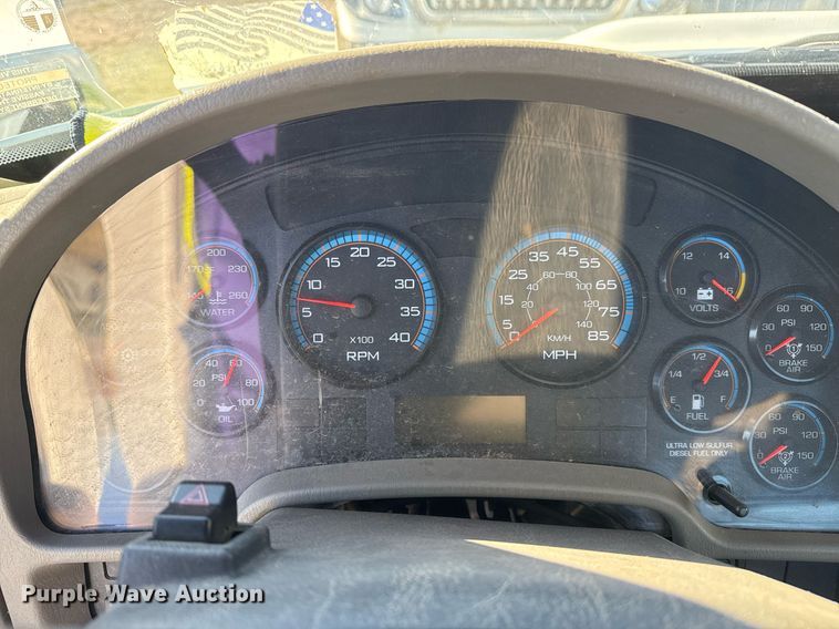 image for item EG7959 2008 International 4400 utility / service truck