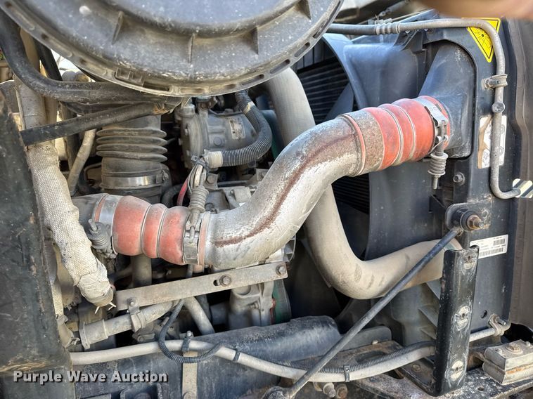 image for item EG7959 2008 International 4400 utility / service truck