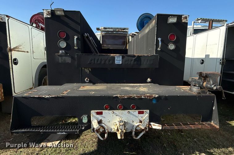 image for item EG7960 2009 International 4400 utility / service truck