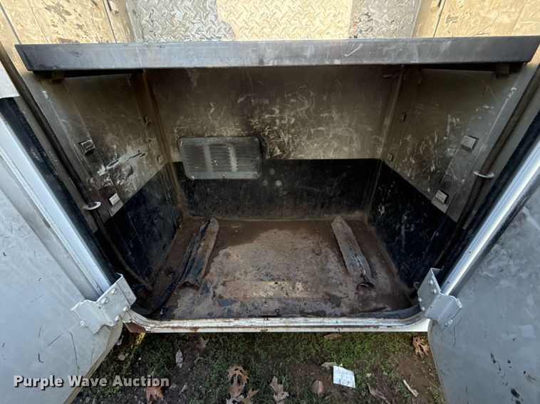 image for item EG7960 2009 International 4400 utility / service truck