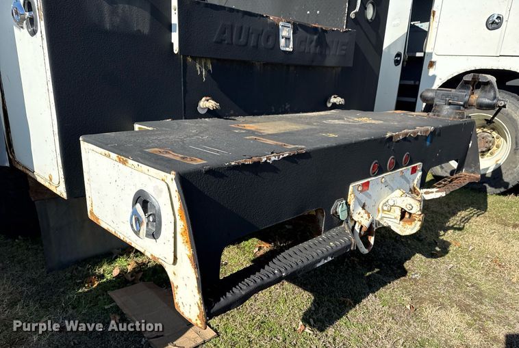 image for item EG7960 2009 International 4400 utility / service truck