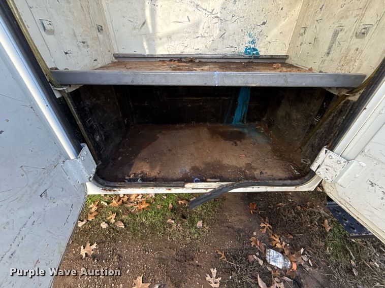 image for item EG7960 2009 International 4400 utility / service truck