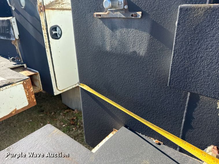 image for item EG7960 2009 International 4400 utility / service truck