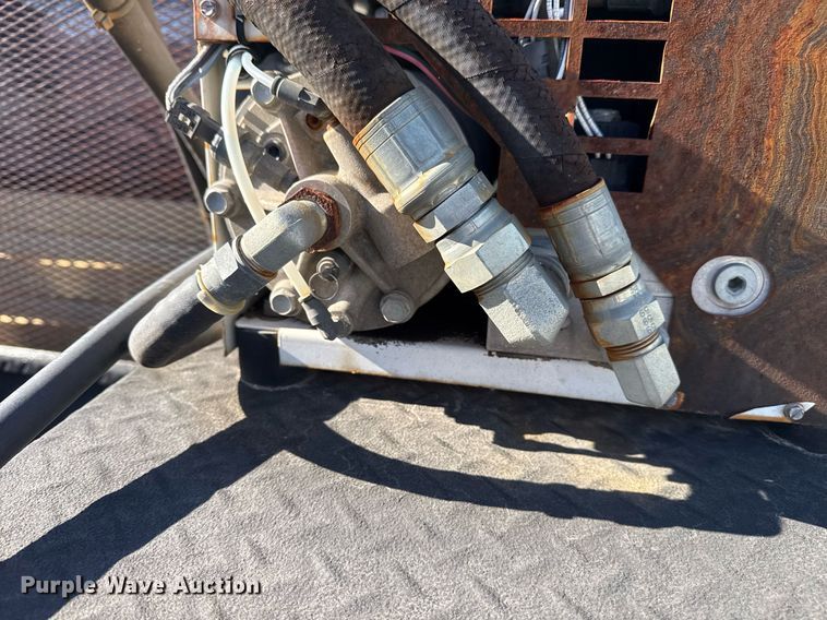 image for item EG7960 2009 International 4400 utility / service truck