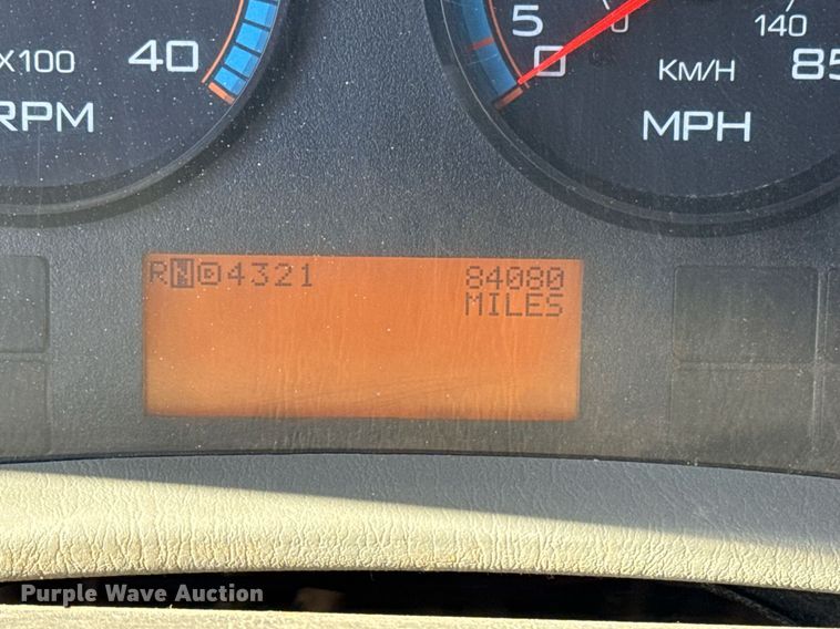 image for item EG7960 2009 International 4400 utility / service truck