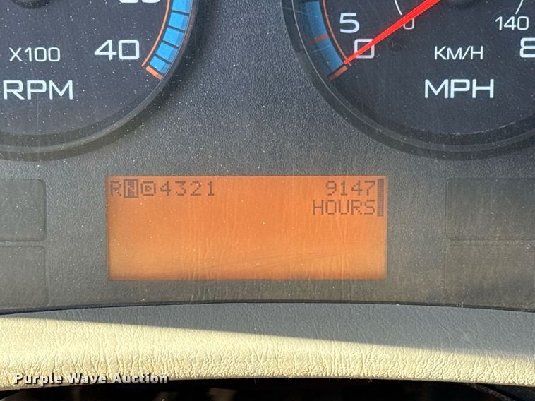 image for item EG7960 2009 International 4400 utility / service truck