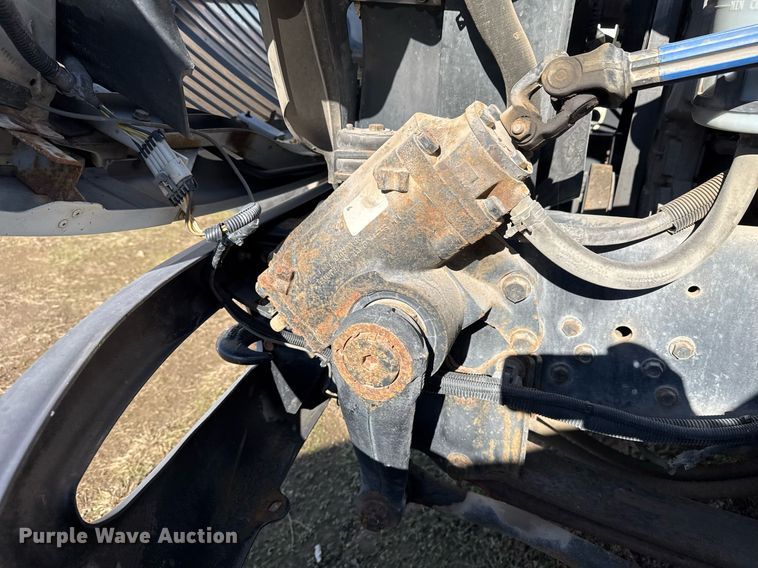 image for item EG7960 2009 International 4400 utility / service truck