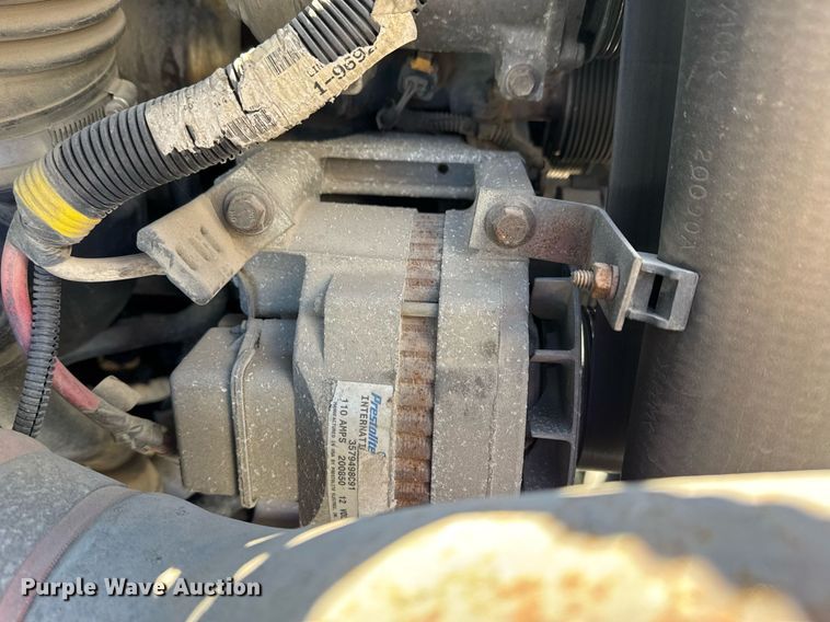 image for item EG7960 2009 International 4400 utility / service truck