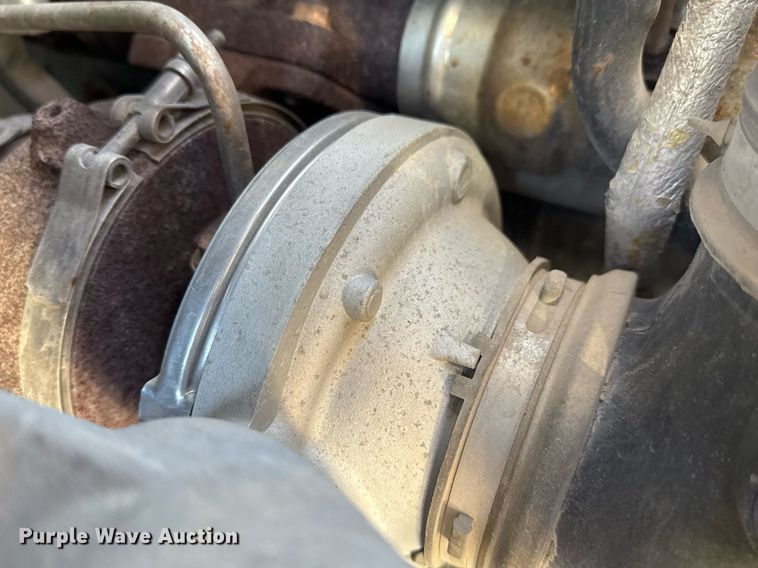 image for item EG7960 2009 International 4400 utility / service truck