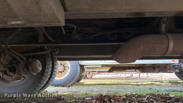 image for item EG7960 2009 International 4400 utility / service truck