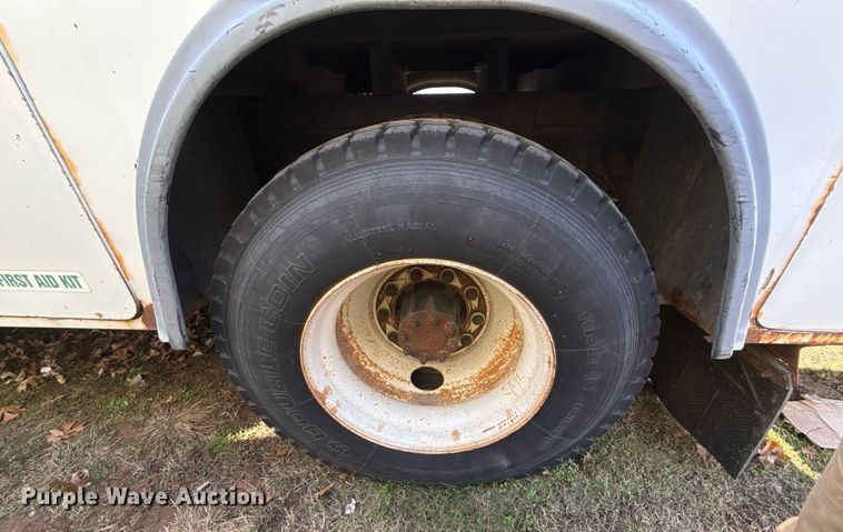 image for item EG7960 2009 International 4400 utility / service truck