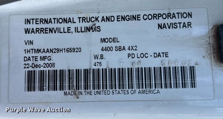 image for item EG7960 2009 International 4400 utility / service truck