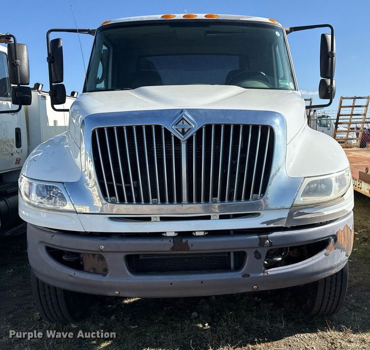 image for item EG7961 2009 International 4400 utility / service truck