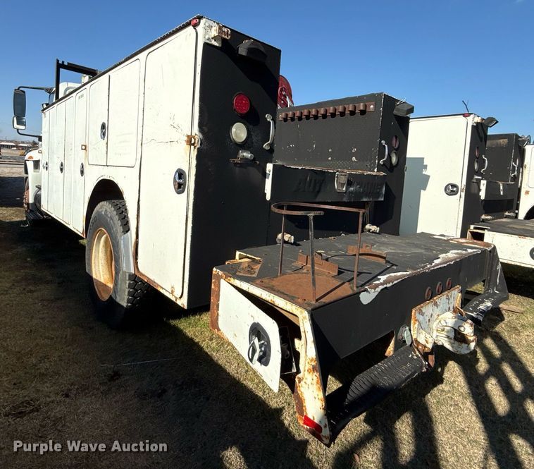 image for item EG7961 2009 International 4400 utility / service truck