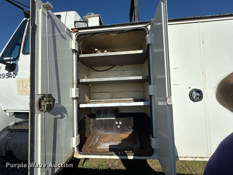 image for item EG7961 2009 International 4400 utility / service truck