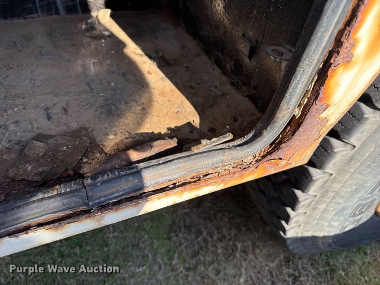 image for item EG7961 2009 International 4400 utility / service truck