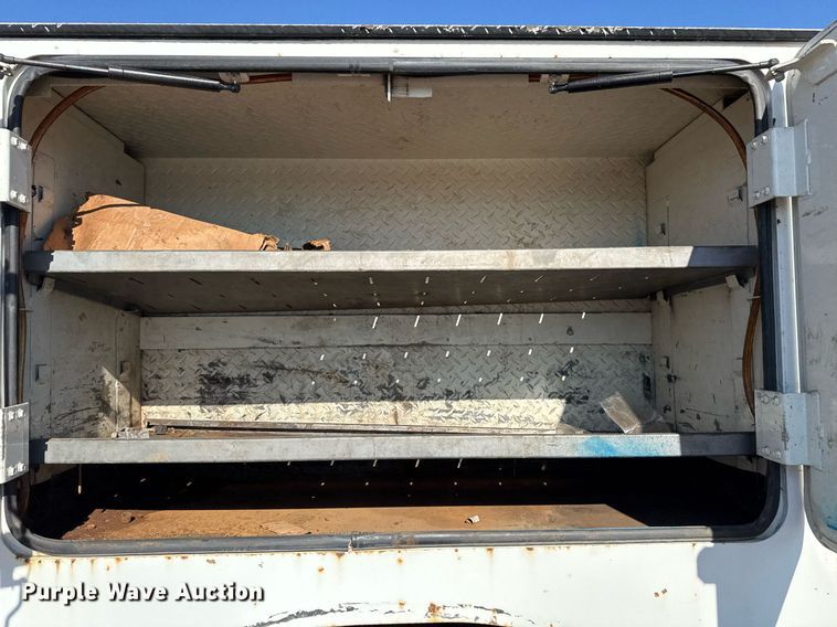 image for item EG7961 2009 International 4400 utility / service truck