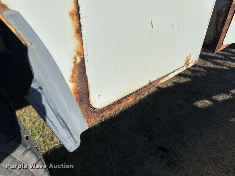 image for item EG7961 2009 International 4400 utility / service truck