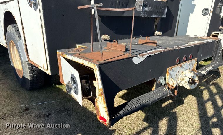 image for item EG7961 2009 International 4400 utility / service truck