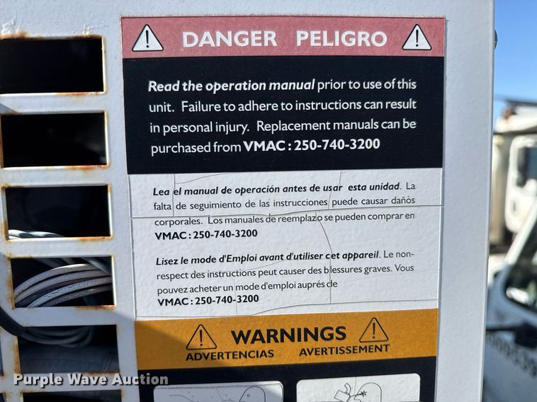 image for item EG7961 2009 International 4400 utility / service truck