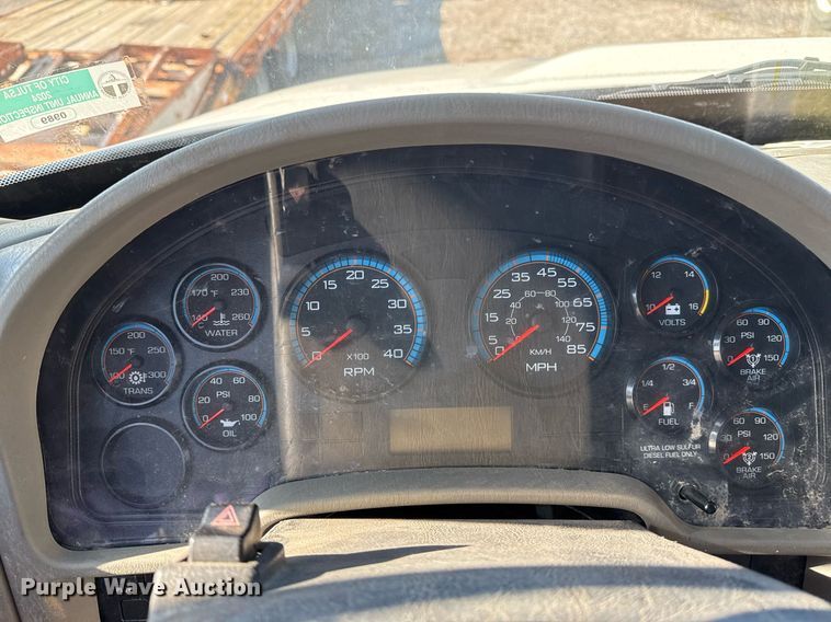 image for item EG7961 2009 International 4400 utility / service truck