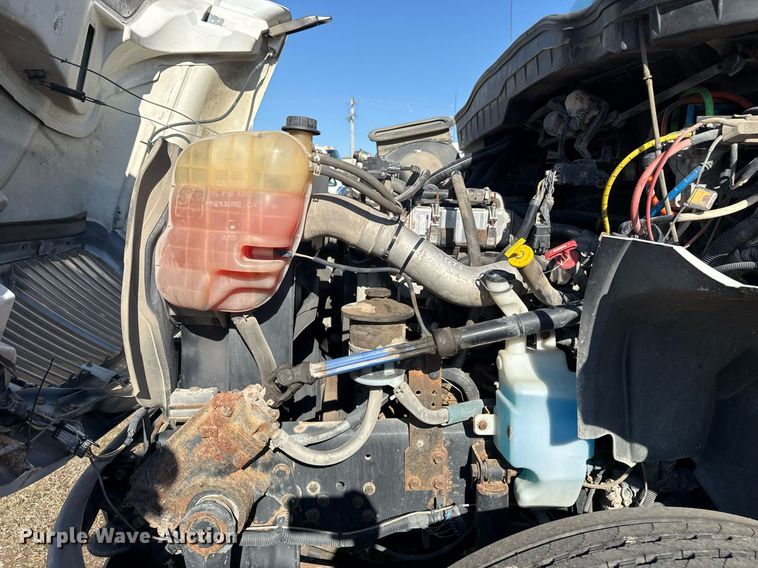 image for item EG7961 2009 International 4400 utility / service truck