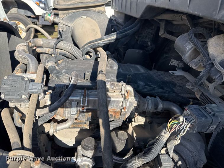 image for item EG7961 2009 International 4400 utility / service truck