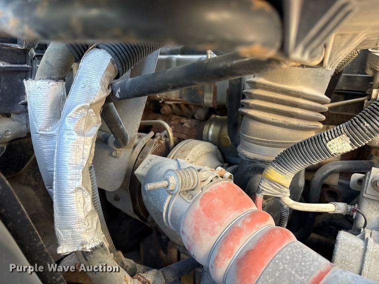 image for item EG7961 2009 International 4400 utility / service truck