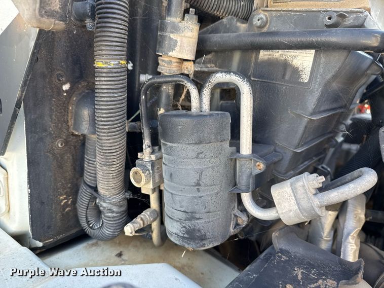 image for item EG7961 2009 International 4400 utility / service truck