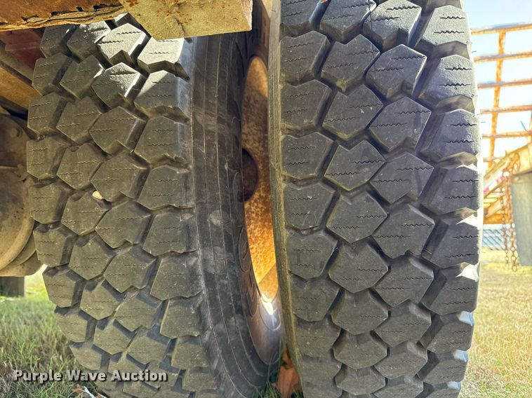 image for item EG7961 2009 International 4400 utility / service truck