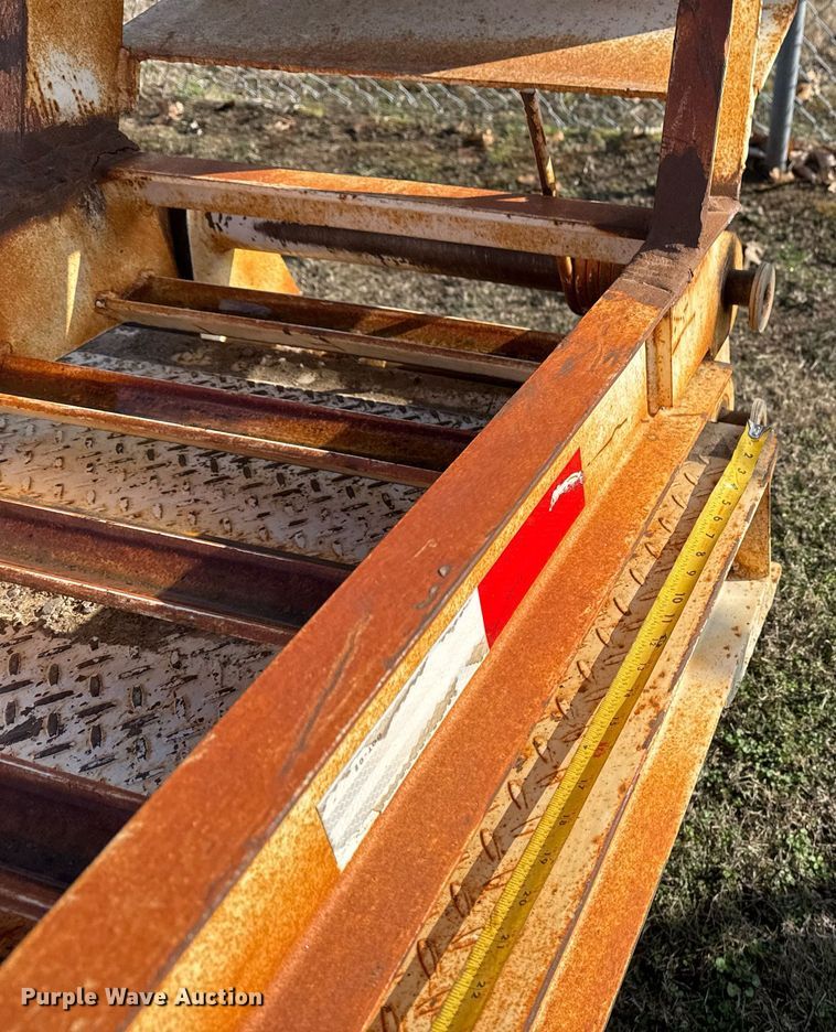 image for item EG7965 2013 Overbilt equipment trailer