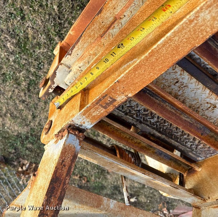 image for item EG7966 2013 Overbilt equipment trailer