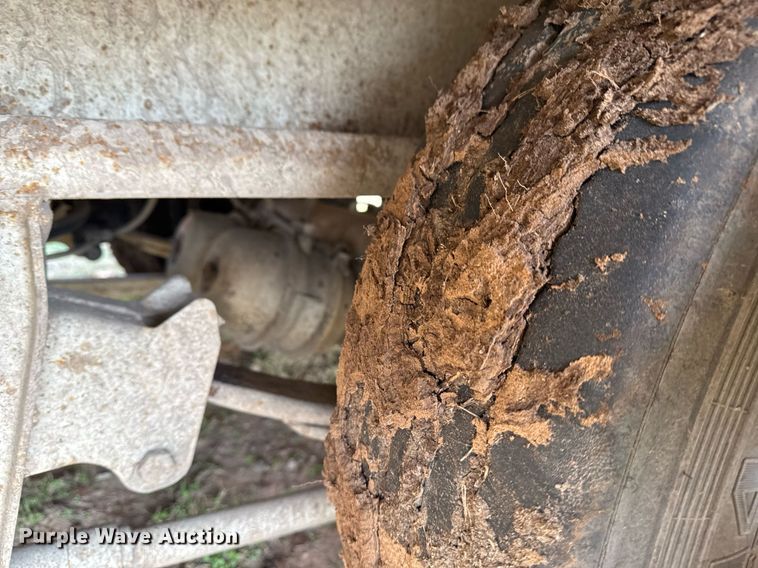 image for item EG7966 2013 Overbilt equipment trailer