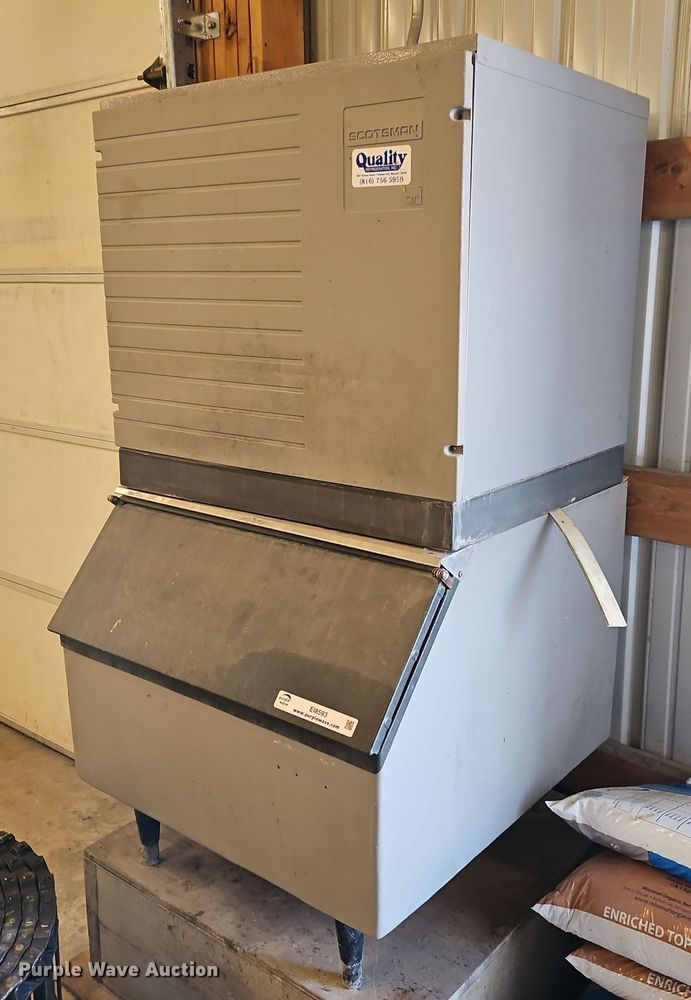 image for item EI8593 Scotsman ice machine