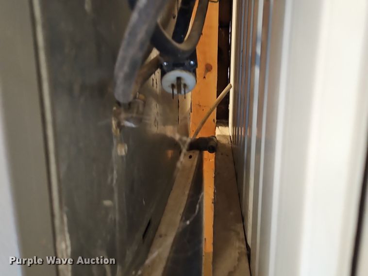 image for item EI8593 Scotsman ice machine