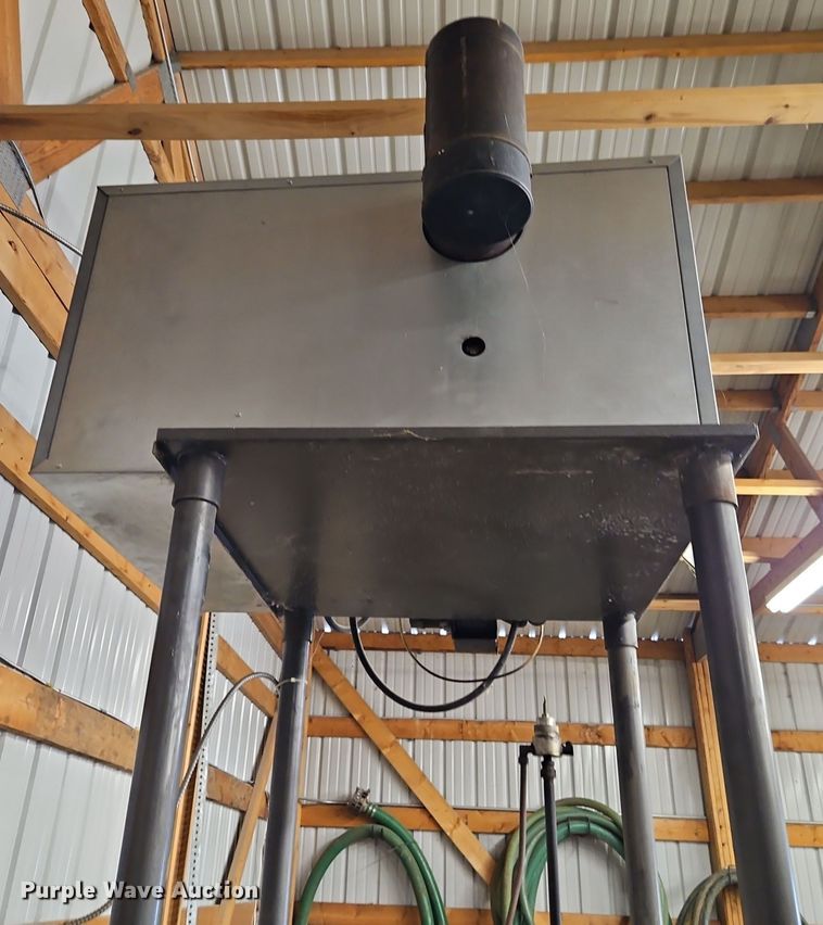 image for item EI8594 Lanair MH25247 waste oil heater