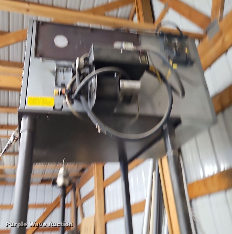 image for item EI8594 Lanair MH25247 waste oil heater