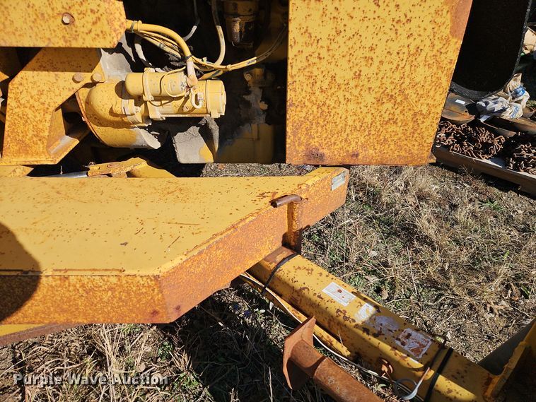 image for item EI8596 1994 Vermeer 1250BC wood chipper