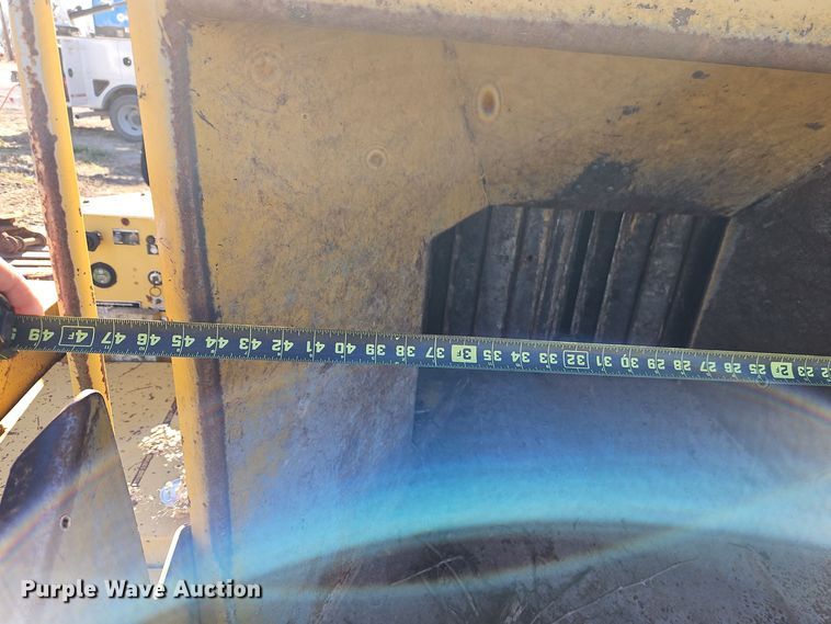 image for item EI8596 1994 Vermeer 1250BC wood chipper